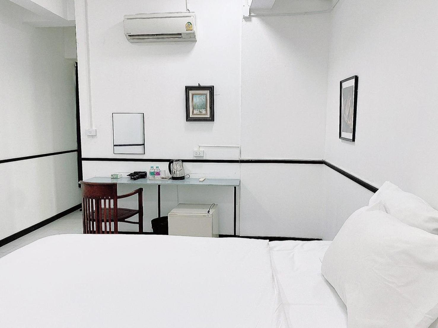 Go Inn Mrt Hua Lamphong Yaowarat 曼谷 外观 照片