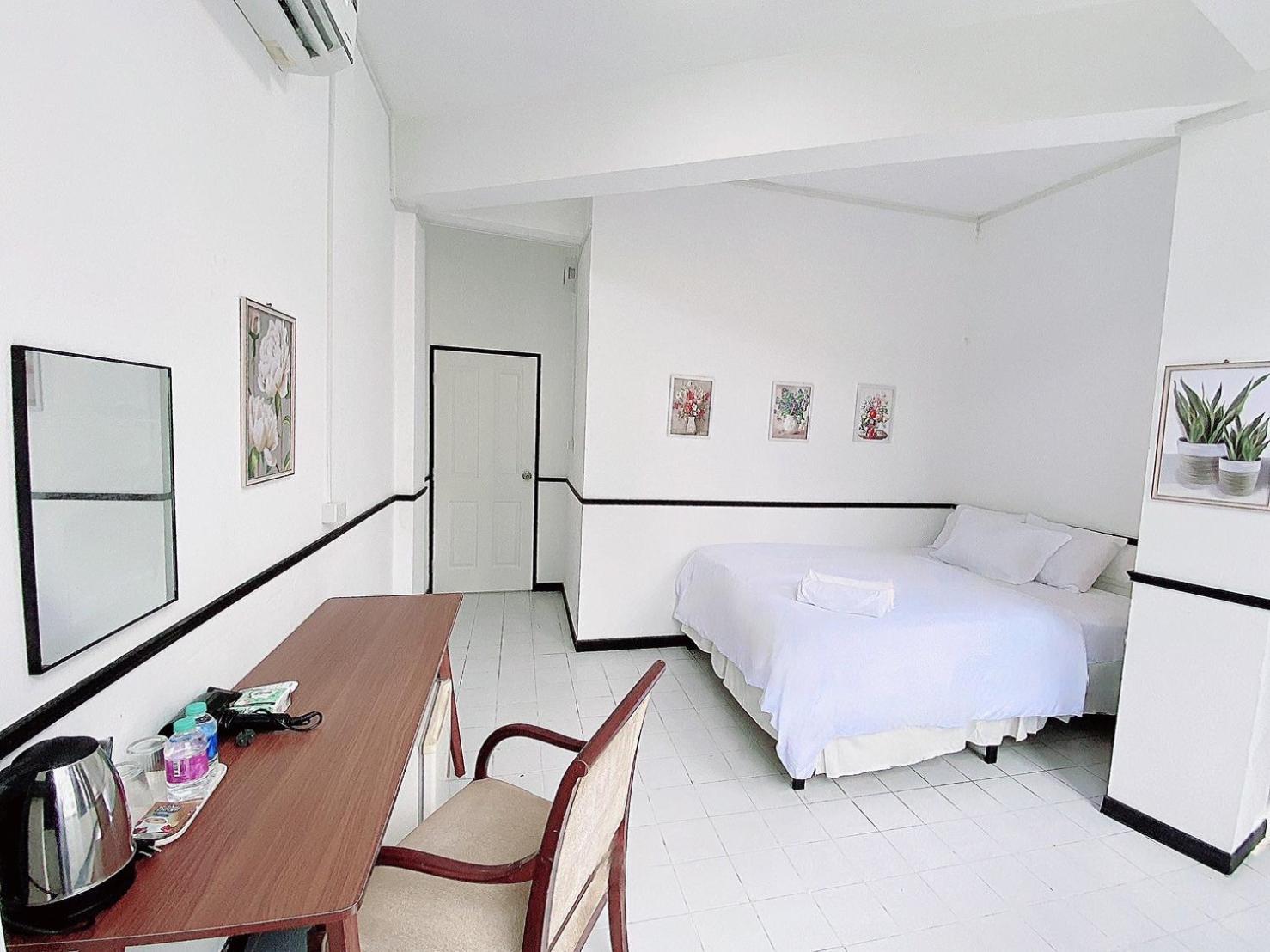 Go Inn Mrt Hua Lamphong Yaowarat 曼谷 外观 照片
