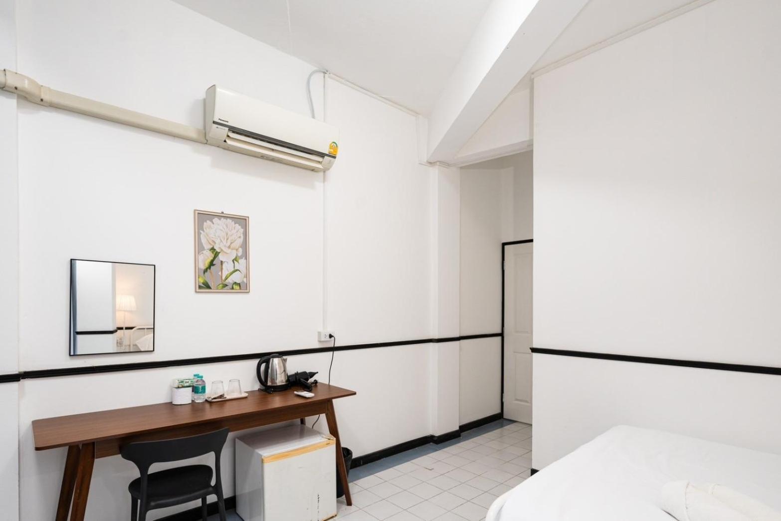Go Inn Mrt Hua Lamphong Yaowarat 曼谷 外观 照片